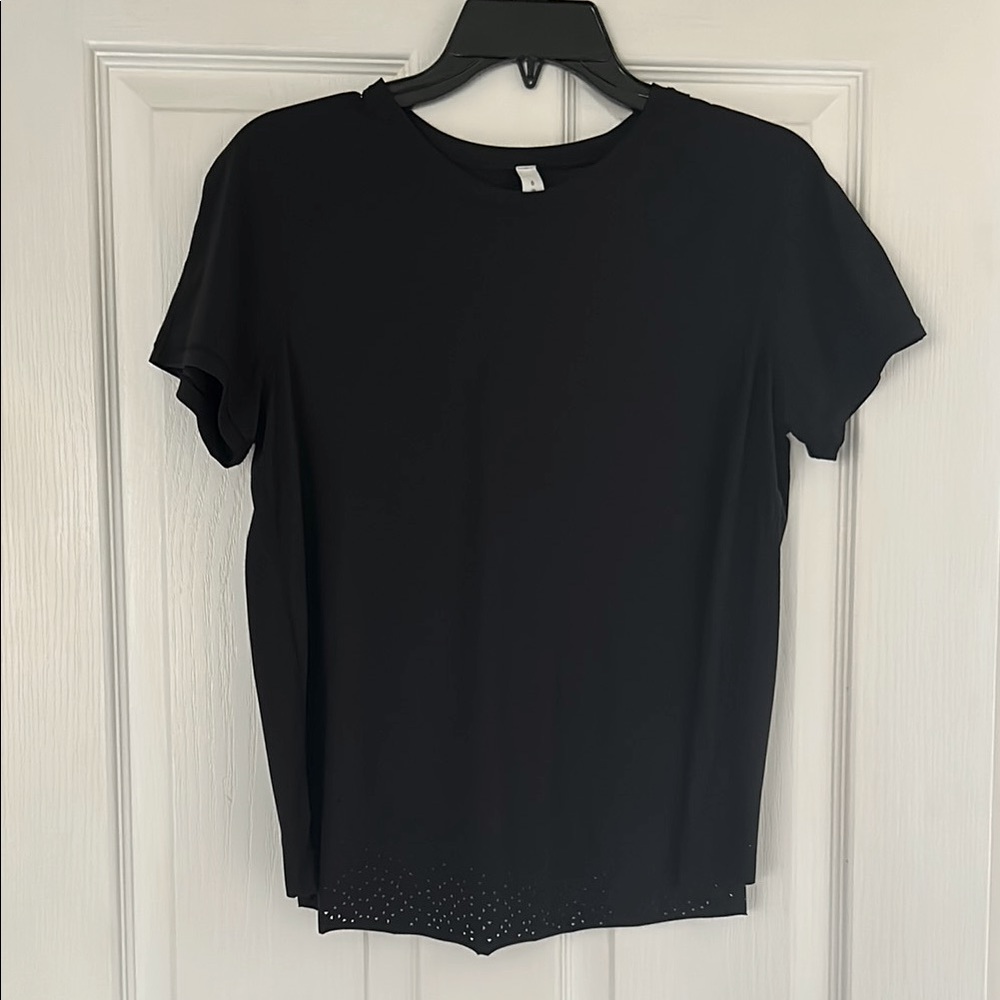 Black Short Sleeve Lululemon T-Shirt size 6